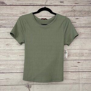 NWT Red by BKE Sage Open Back Top‎ Large